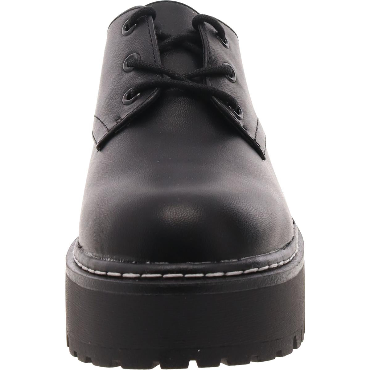 Wild Pair Womens Authentick Lugged Sole Dressy Oxfords - Image 4